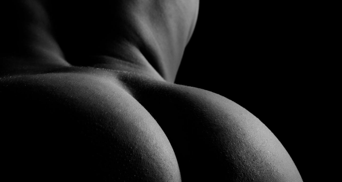 Chute de reins en clair-obscur